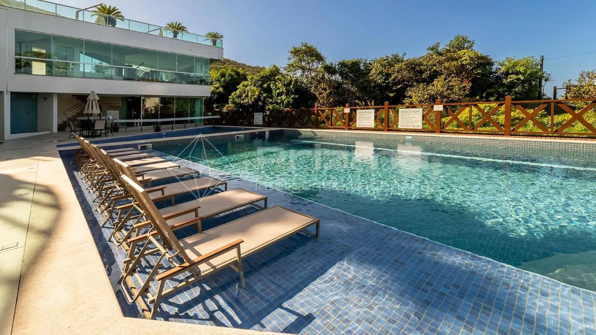 Varandas Do Atlantico 201 A - Excelente Apartamento Em Condominio Pe Na Areia Na Praia De Bombas Bombinhas